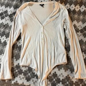 Express Fitted White Top